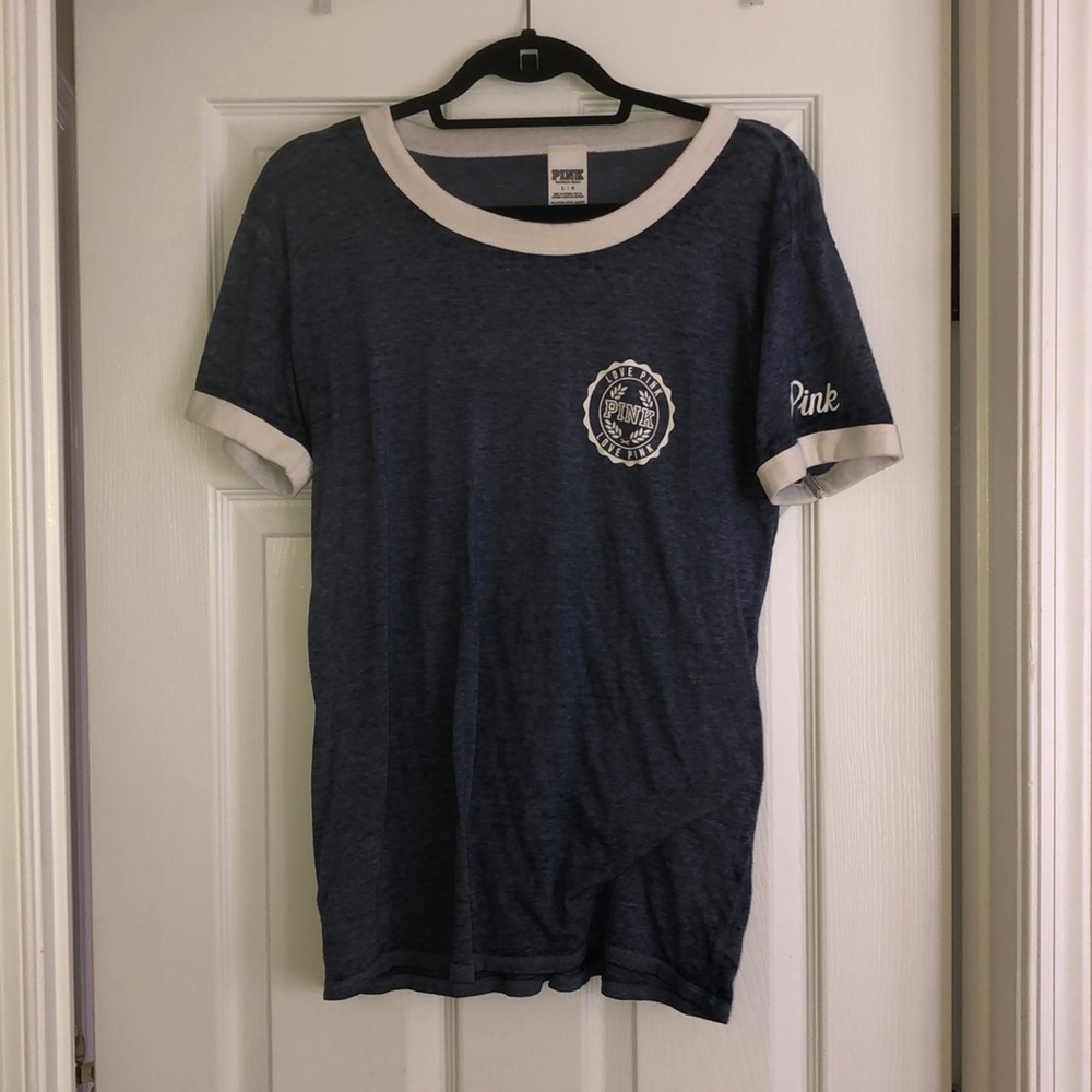 Victoria’s Secret Pink women’s T-shirt